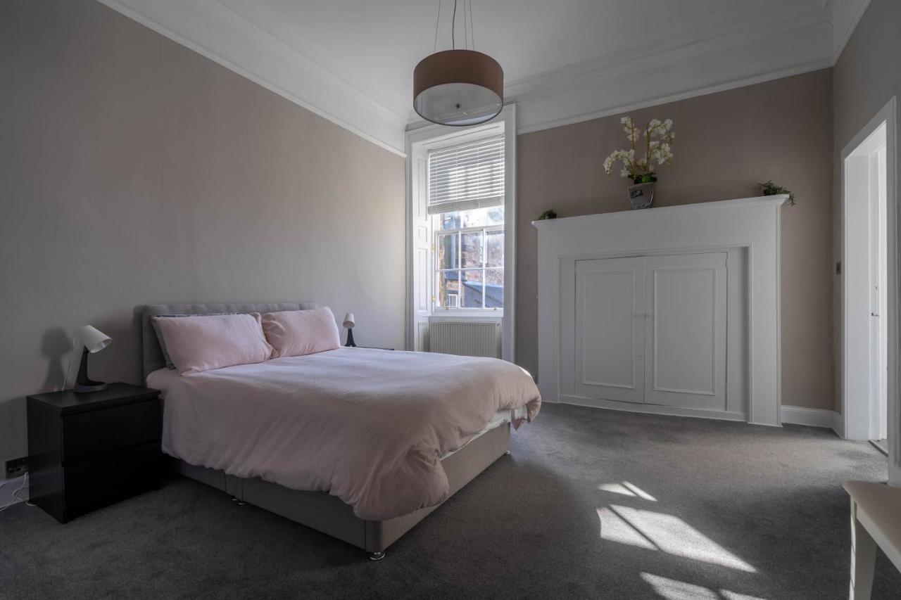 Luxury Apartment/Flat Edinburgh City Centre Exteriör bild